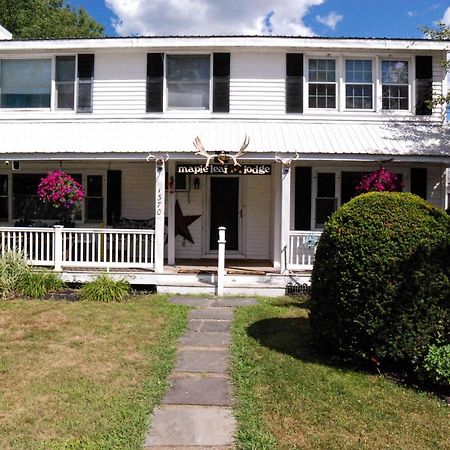 Maple Leaf Lodge Schroon Lake Exterior foto